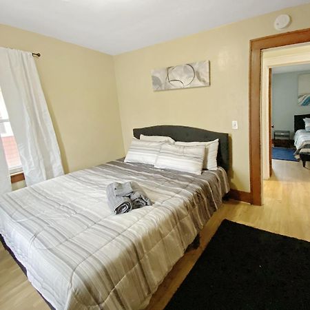 Lux 3Br, Steps From Airport, U Of R & Grocery Stores Rochester Exteriér fotografie