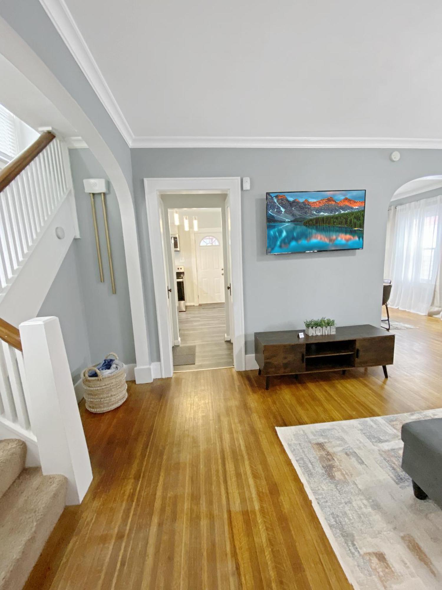 Lux 3Br, Steps From Airport, U Of R & Grocery Stores Rochester Exteriér fotografie